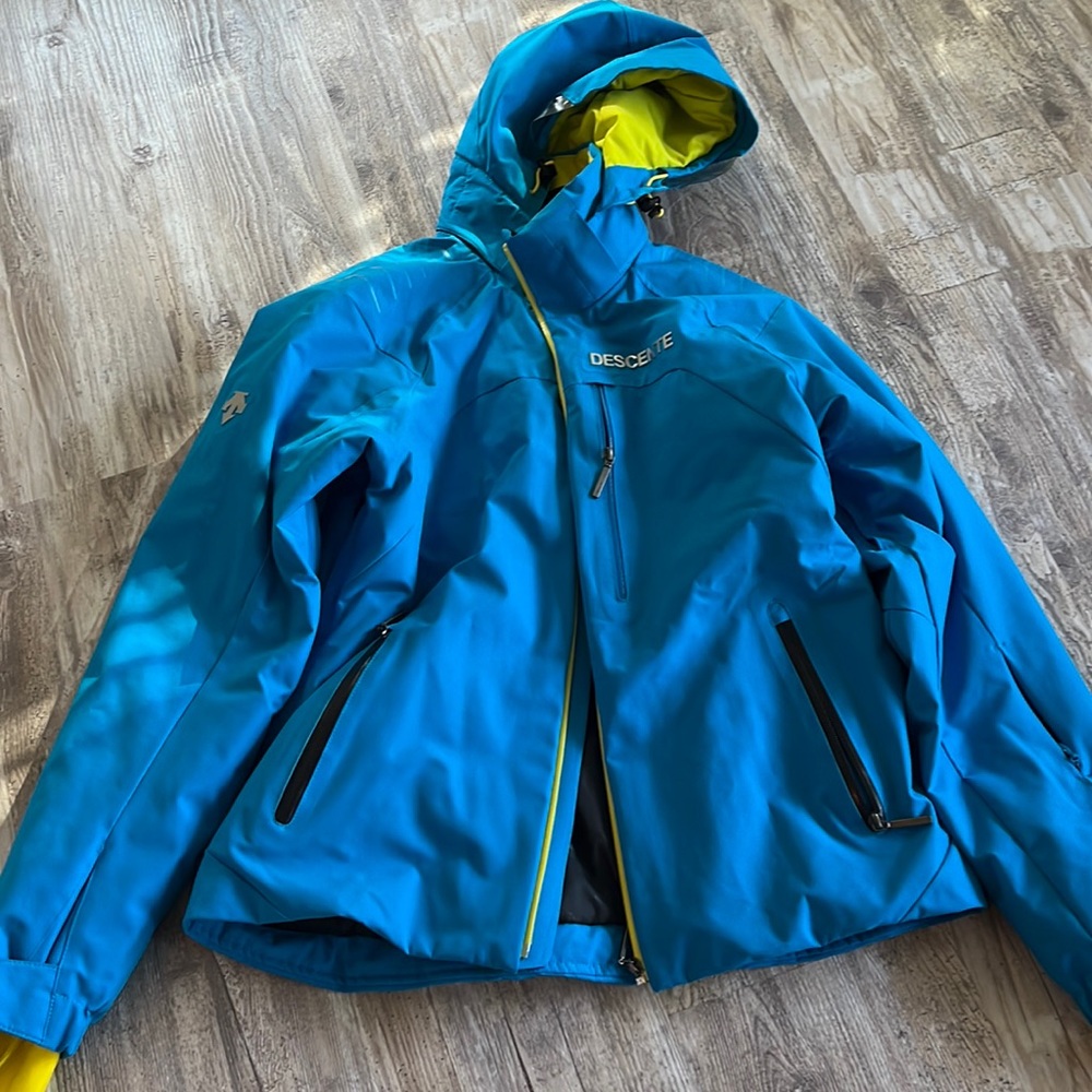 Descente men’s M ski jacket